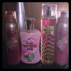 💕💛Bath & Body Works Set💛💕on hold for pynkkitty